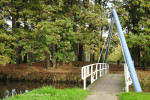 brug over de Weezebeek